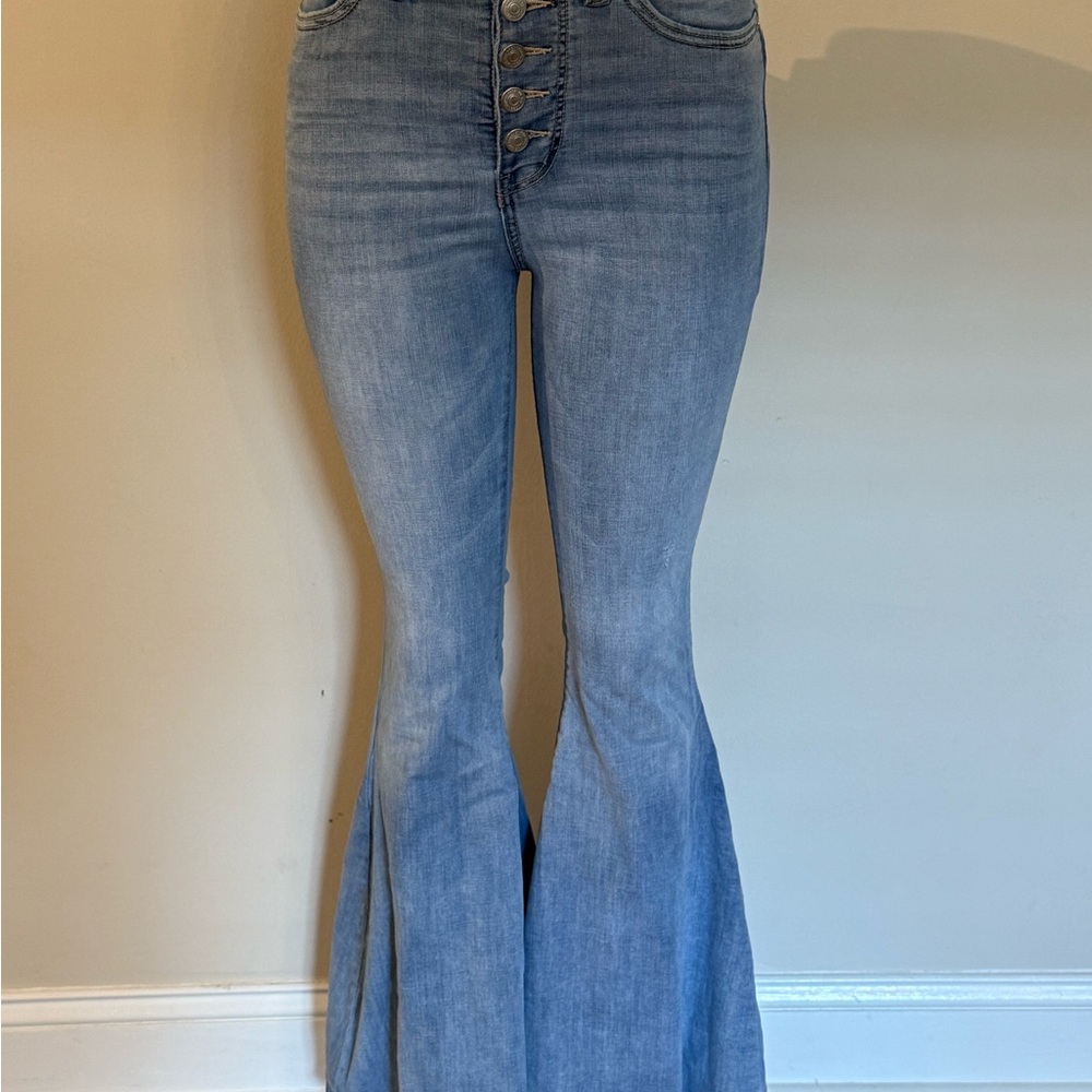 Free People We The Free Light Blue Just Float On Button Fly Flare Jeans